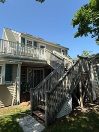 Building Photo - One bedroom, one bathroom unit on the 2nd ...