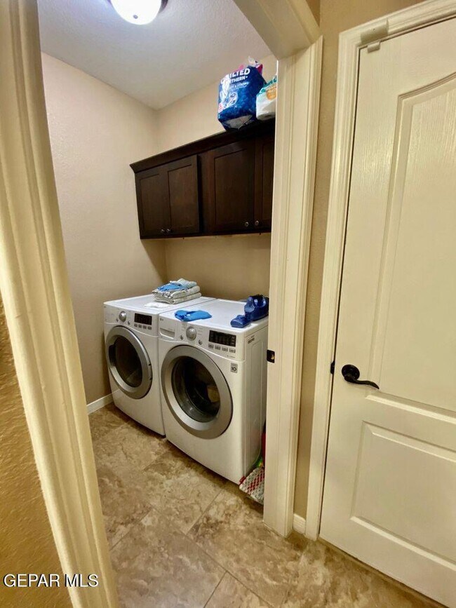 Building Photo - 11616 Grotto Bay Ct