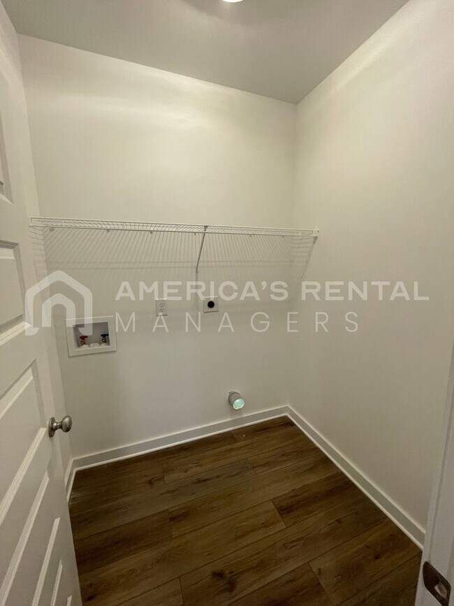 Building Photo - Home for Rent in Weaver, AL!!! Available to View Now!!! DEPOSIT PENDING!