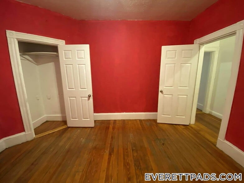 Building Photo - 71-73 School St.