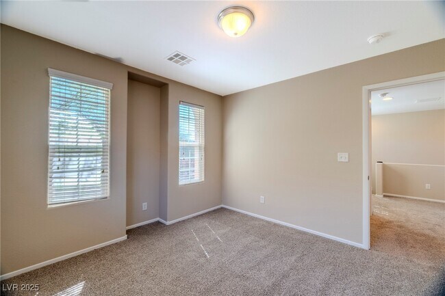 Building Photo - 7718 Ornamento Way