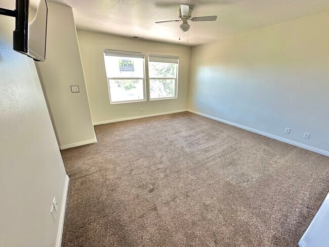 Building Photo - 1356 S 1190 W