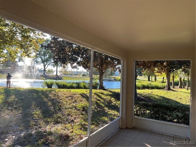 Building Photo - 1674 W Spring Meadow Loop