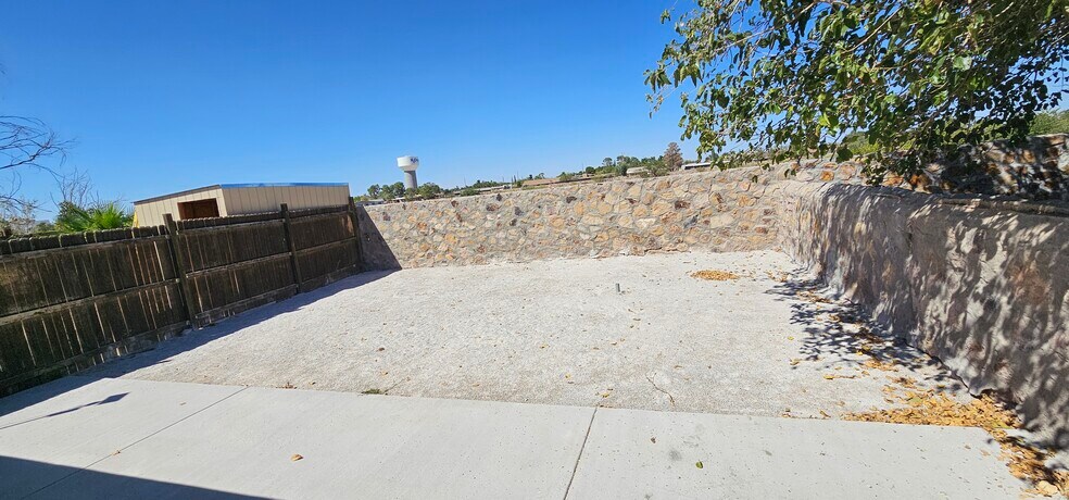 Building Photo - 1508 Opossum Cir