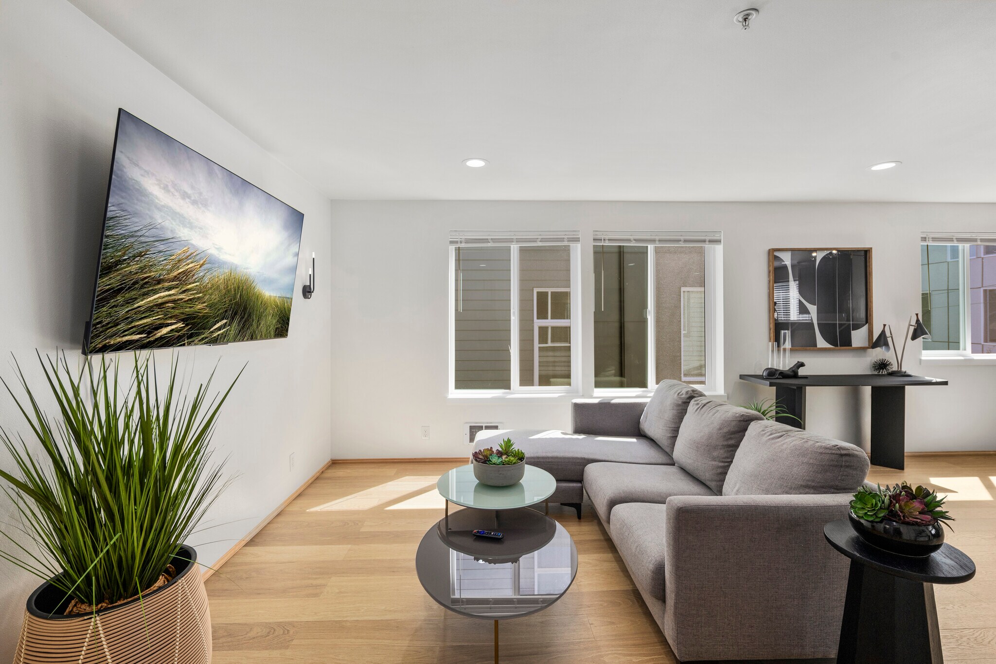 Building Photo - 9301 Linden Ave N