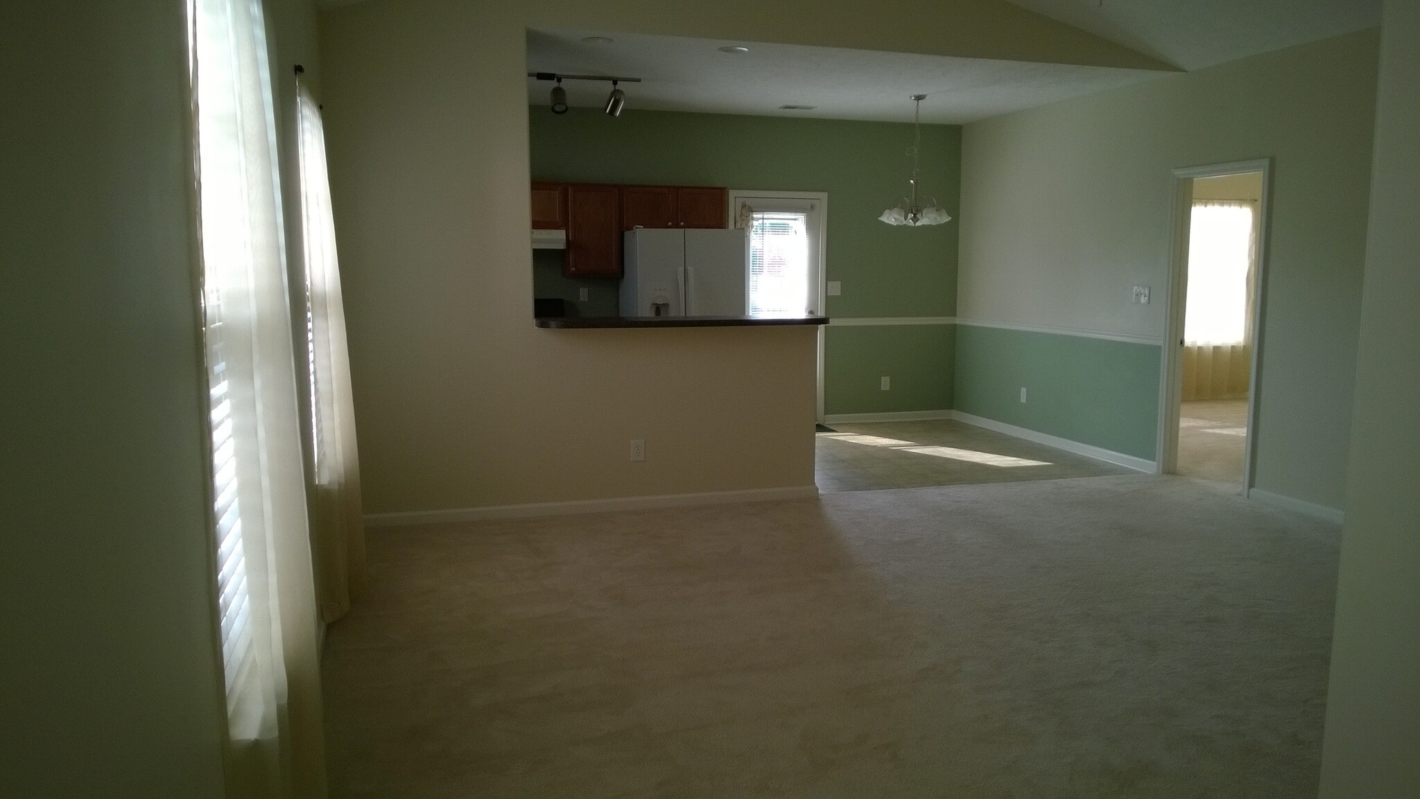 Building Photo - 1093 Winding Oak Trl