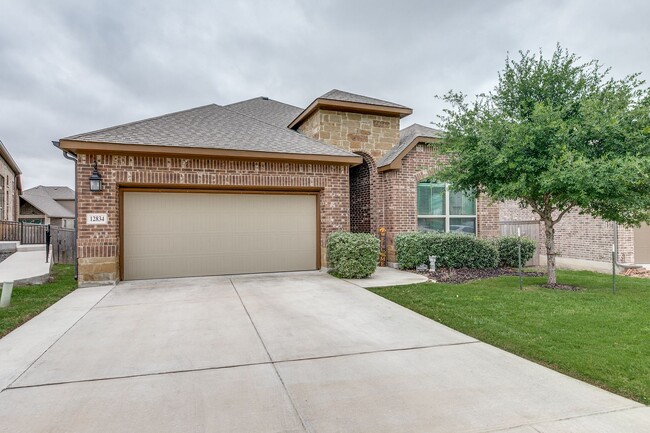 Building Photo - BEAUTIFUL 3-BEDROOM HOME IN THE ENCLAVE AT...