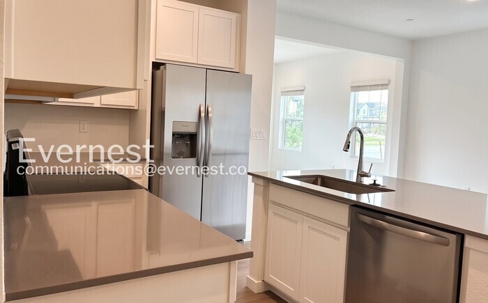 Building Photo - 6426 Red Willow Dr