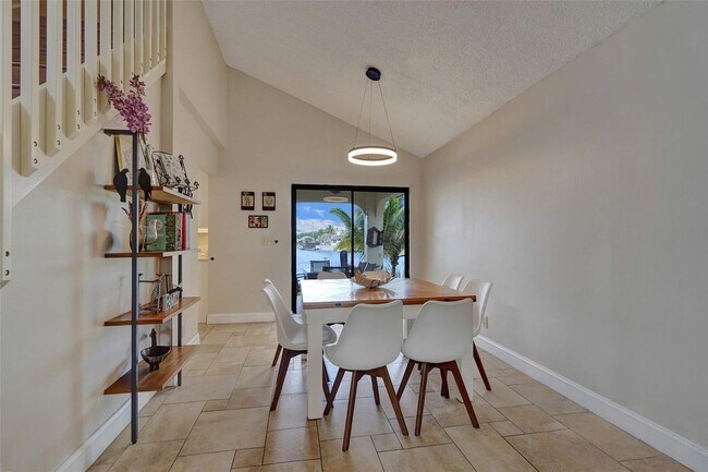 Building Photo - 2865 Egret Way