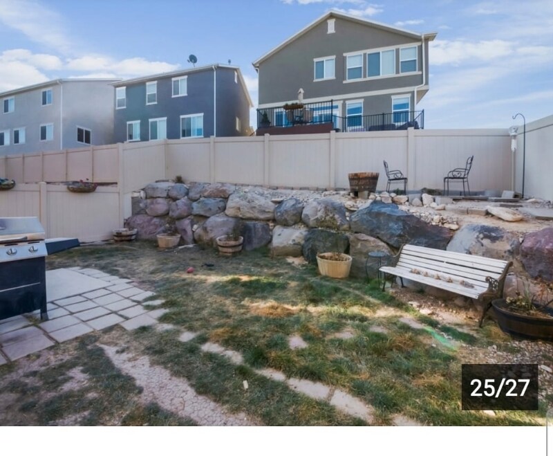Building Photo - 269 W Willow Creek Dr