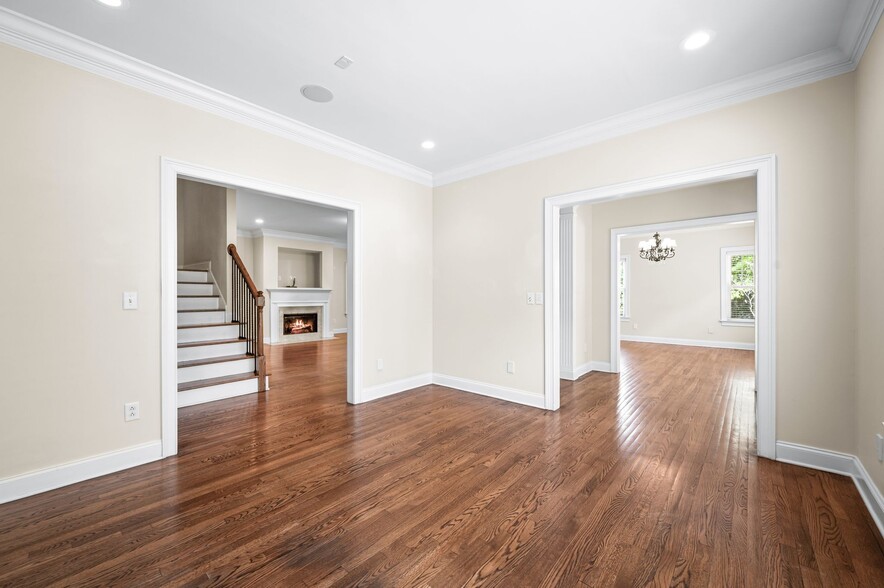 Building Photo - 172B Woodmont Blvd