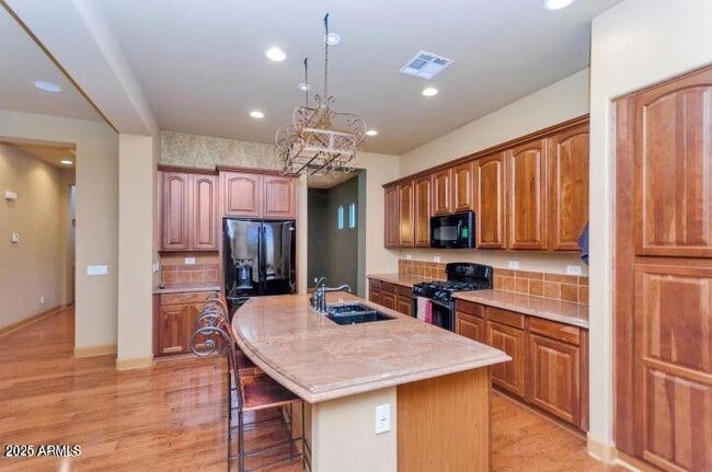Building Photo - 4842 E Firestone Dr