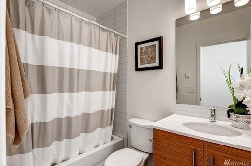 Building Photo - Stunning 2 Bedroom Modern Townhouse in Magnolia, Available Now!