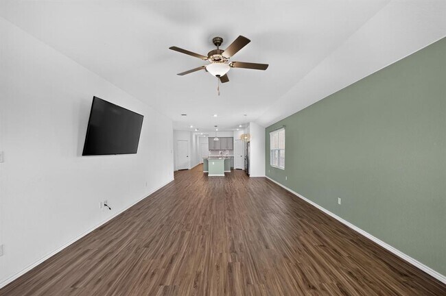 Building Photo - 128 Konik Rd