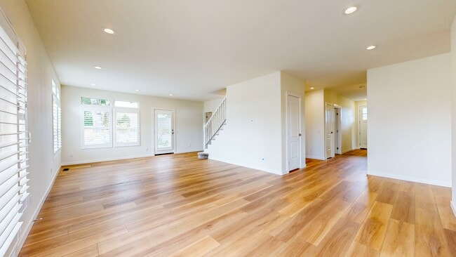 Building Photo - 9901 Old Camp Ln