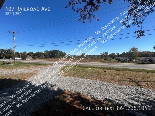 Building Photo - 407 Railroad Ave