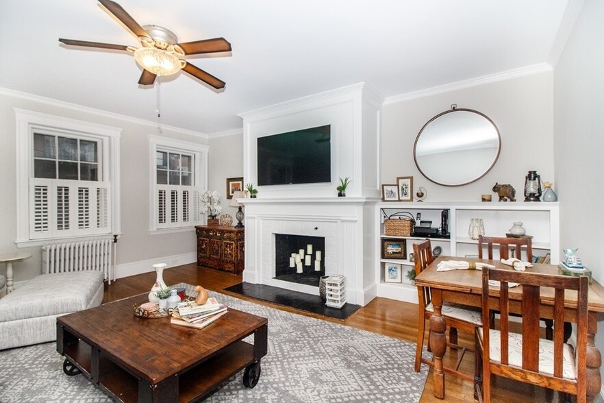 Living Room - 250 Commonwealth Ave