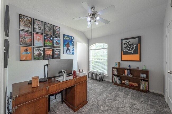 Building Photo - 1310 Big Pines