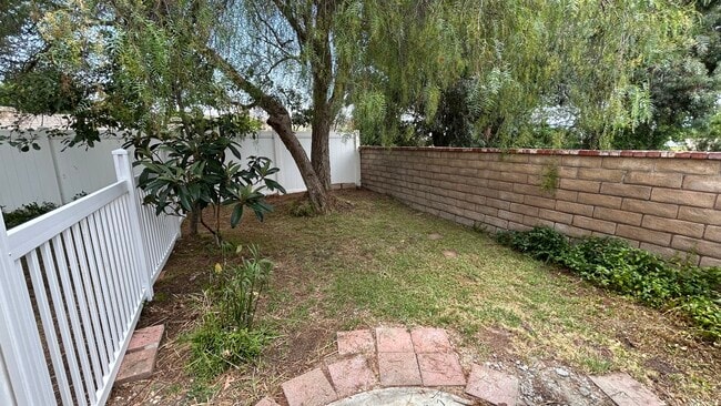 Building Photo - 28605 Forest Meadow Pl