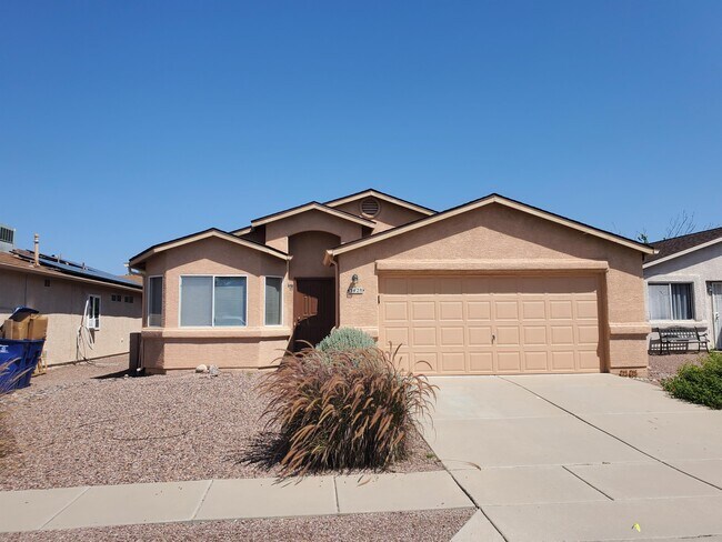 Primary Photo - 3428 W Courtney Crossing Ln