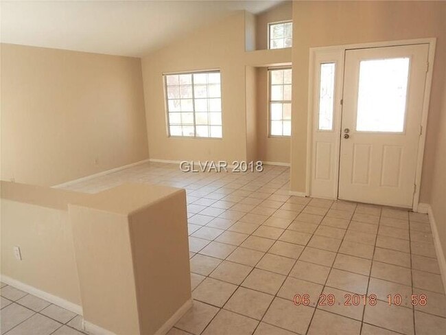 Building Photo - COMING SOON - Ready no later than Mid March