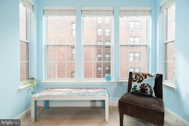 Building Photo - 1451 Belmont St NW