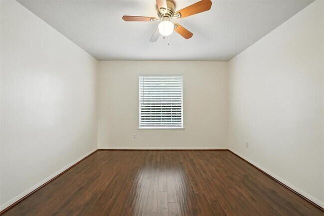 Building Photo - 3114 Holly Ranch Dr
