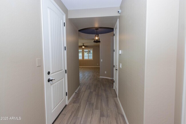 Building Photo - 3951 E Turley St