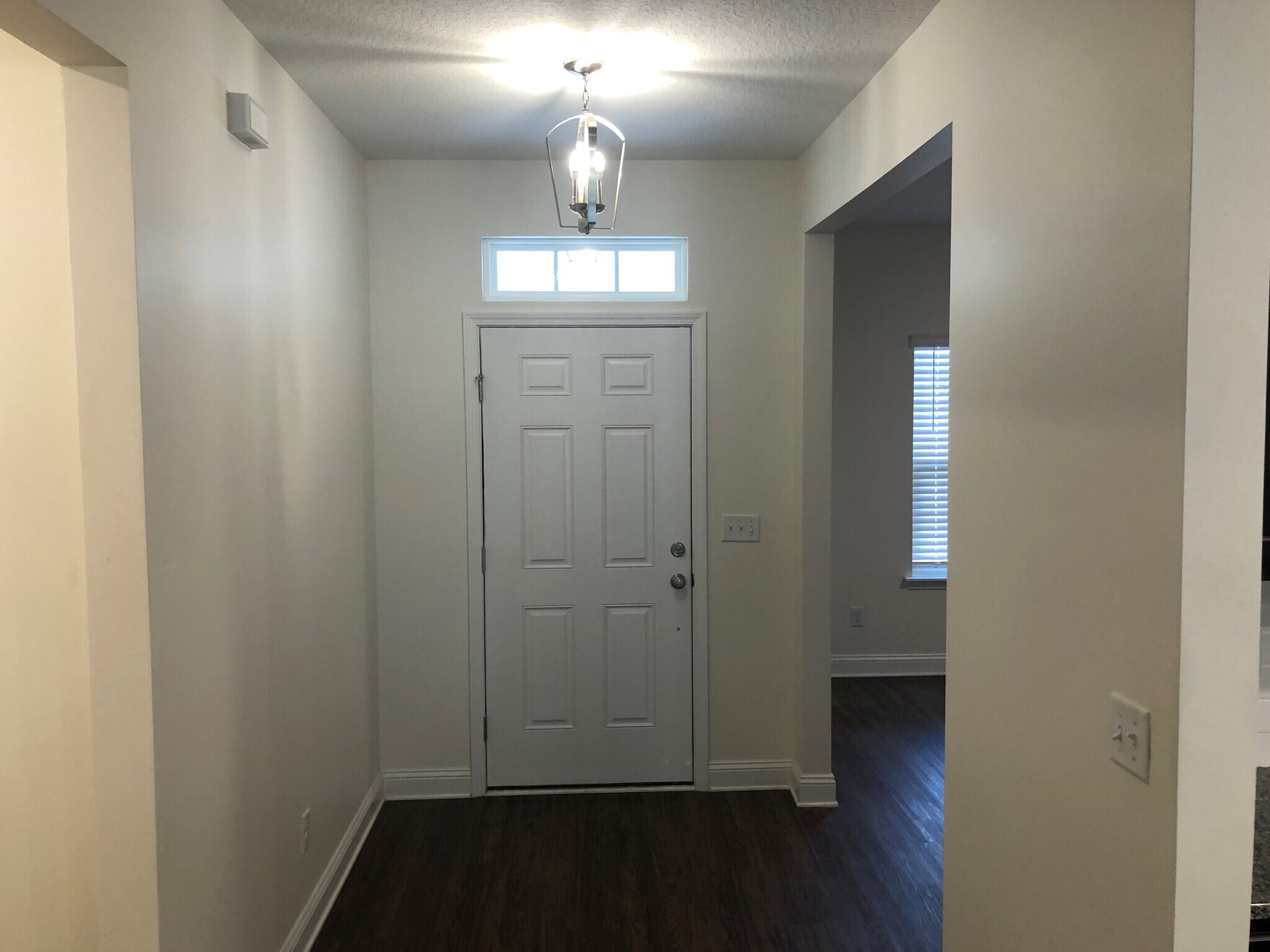 Building Photo - 3150 Creek Village Ln