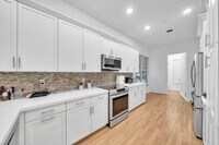 Building Photo - 23008 Clear Echo Dr