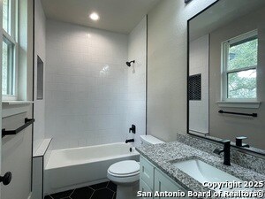 Building Photo - 399 Bauer Ln