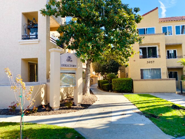 Building Photo - 3965 Nobel Dr