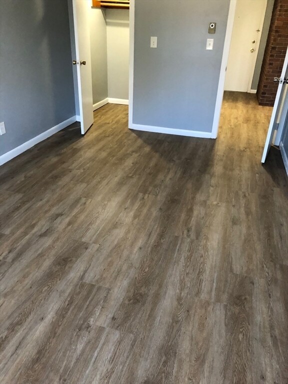 Building Photo - 96 Richardson Rd