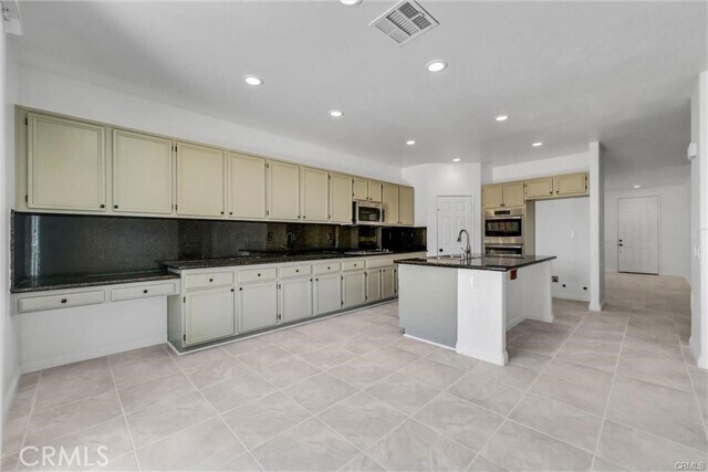 Building Photo - 24821 Melrose Dr