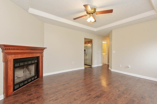 living room - 1613 Cedar Tree Ln