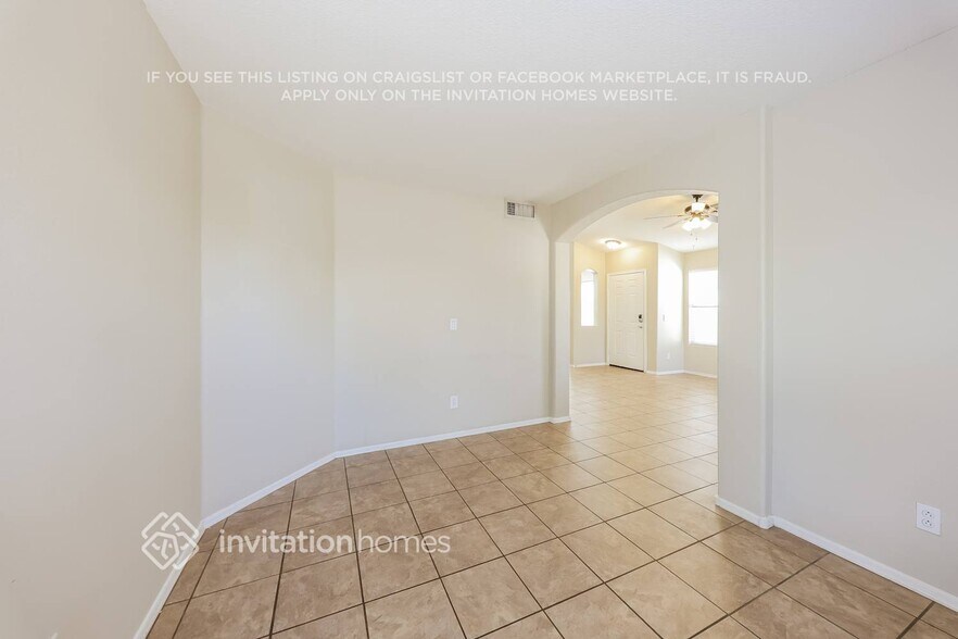 Building Photo - 12910 W Holly St