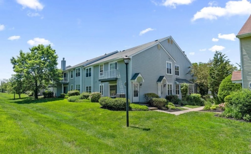 Building Photo - 318A Delancey Pl