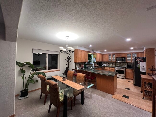 Building Photo - 1839 Jicarilla Dr