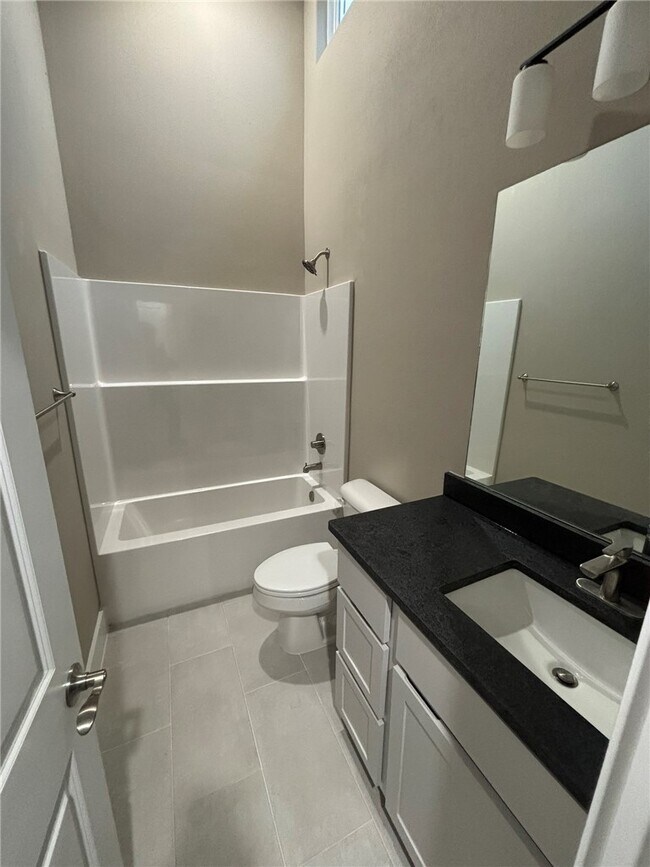 Building Photo - 470 Azurite Rd