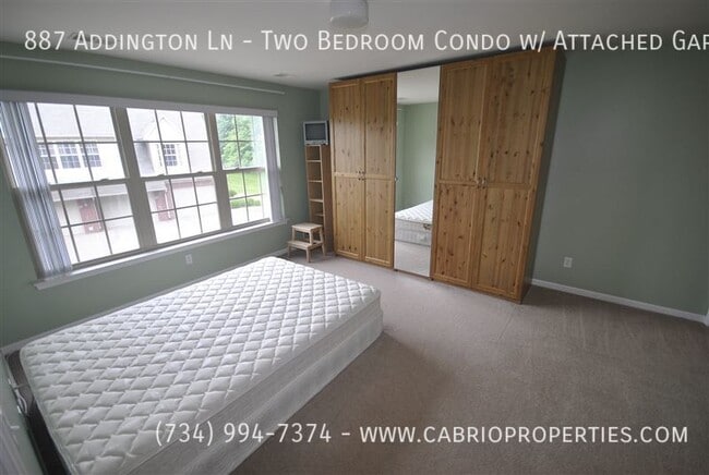 Building Photo - 887 Addington Ln