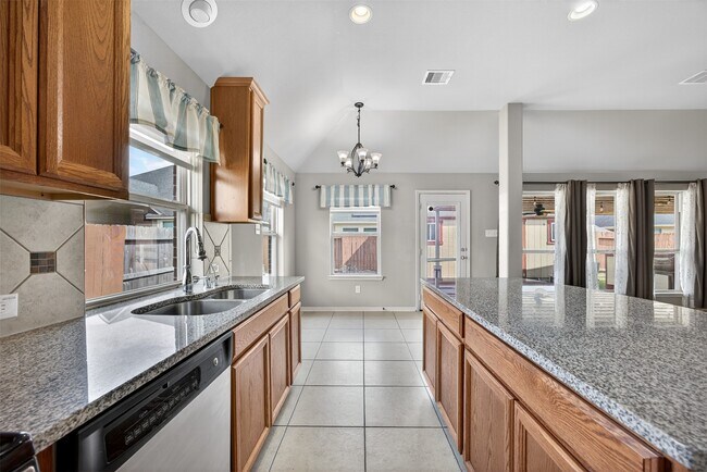 Building Photo - 2009 Scissor Tail Rd