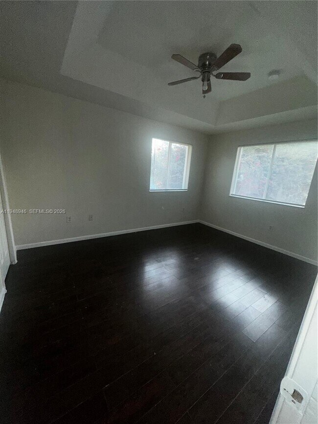 Building Photo - 2440 SE 14th Ave