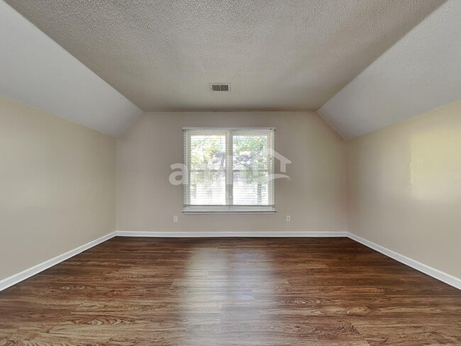 Building Photo - 2366 Carrol Ridge Ln