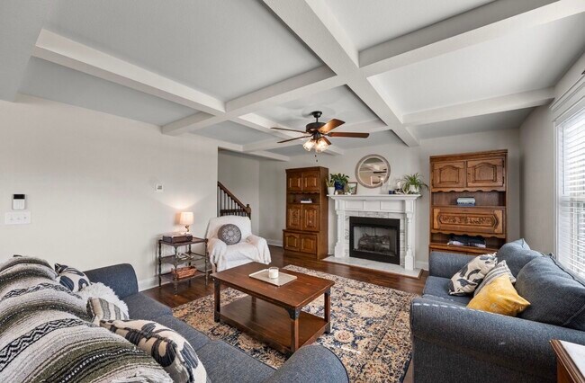 Building Photo - 1328 Sussex Dr