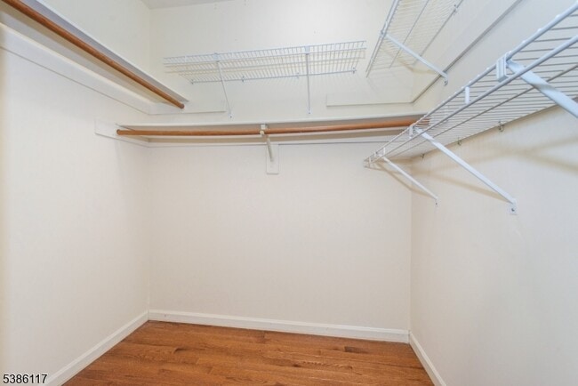 Building Photo - 38 Crestmont Rd