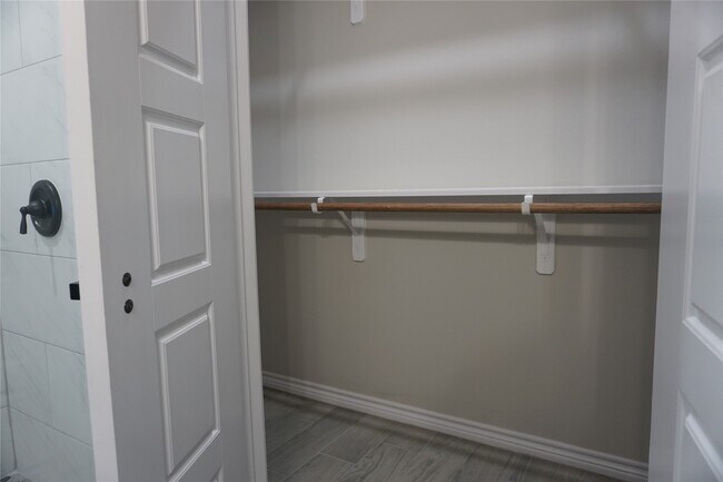 Building Photo - 11387 Underwood St