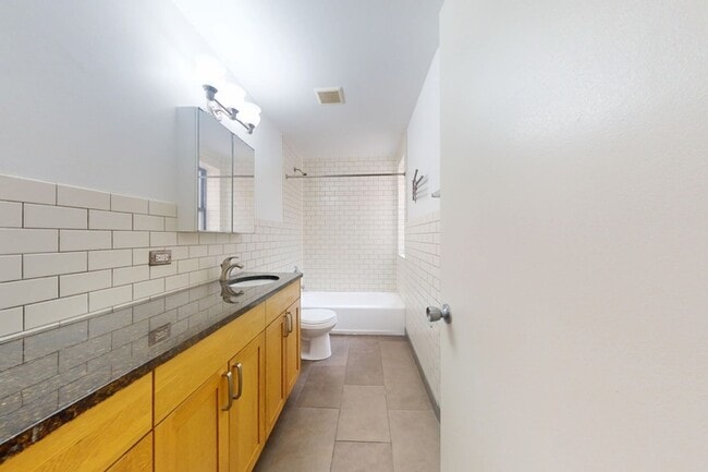 Floorplan - 5355-5361 S. Cottage Grove Avenue