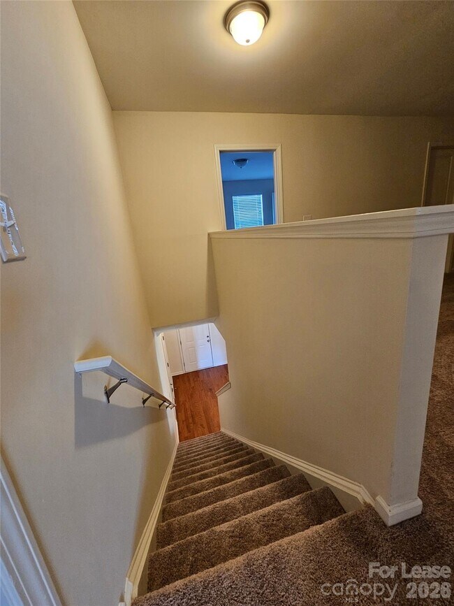 Building Photo - 2824 Hopeton Ct