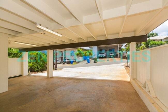 Building Photo - 3167 Charles St