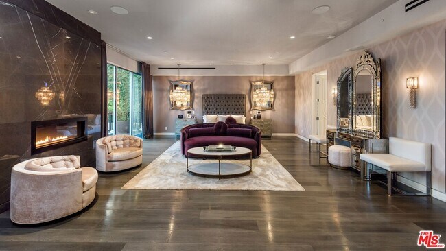 Building Photo - 9663 Santa Monica Blvd